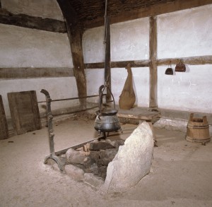 
Cooking above the fire at Hendre’r-ywydd Uchaf, c.1508.
